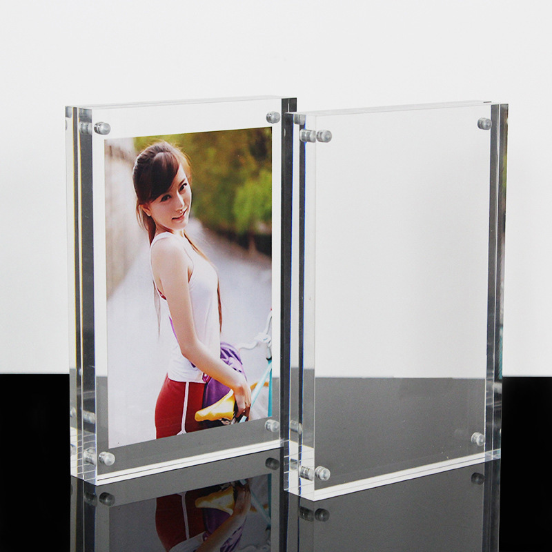 Wholesale Clear Acrylic 5x7" Bulk Picture Frames Magnetic Photo Frame